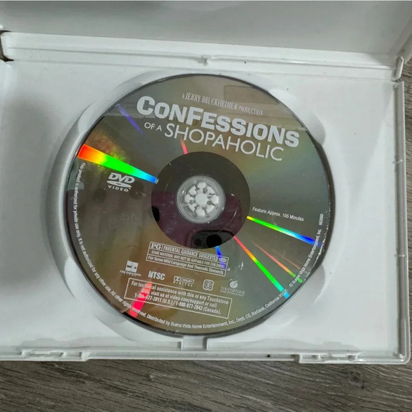 2/$10 Confessions of a shopaholic movie - Picture 2 of 2